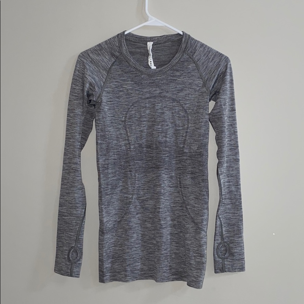 Lululemon long sleeve shirt.